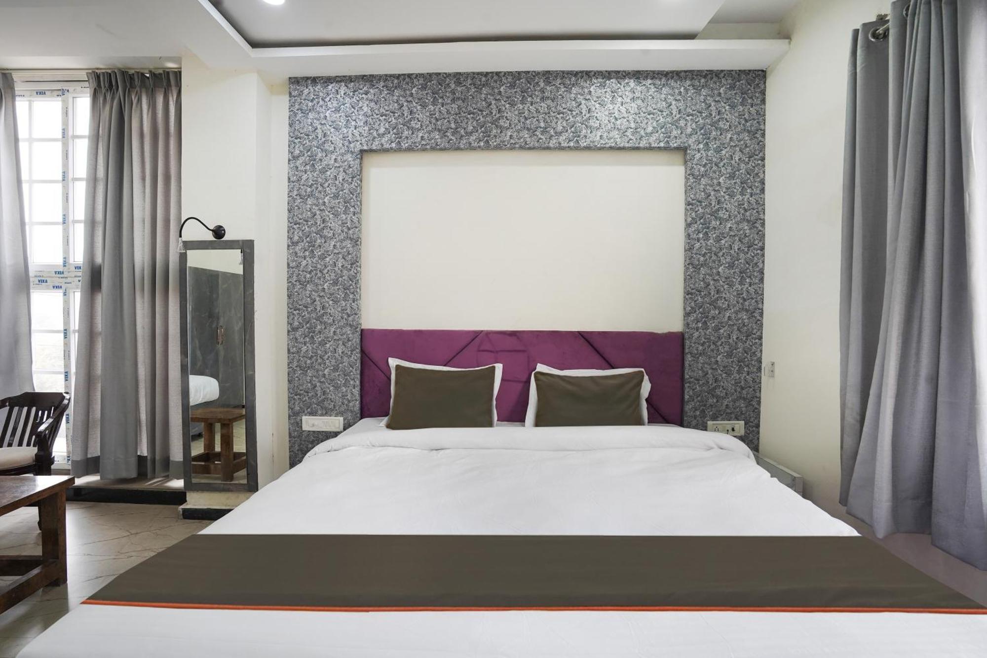 Townhouse Amanaka Formerly Hotel City Pride Rāipur Buitenkant foto